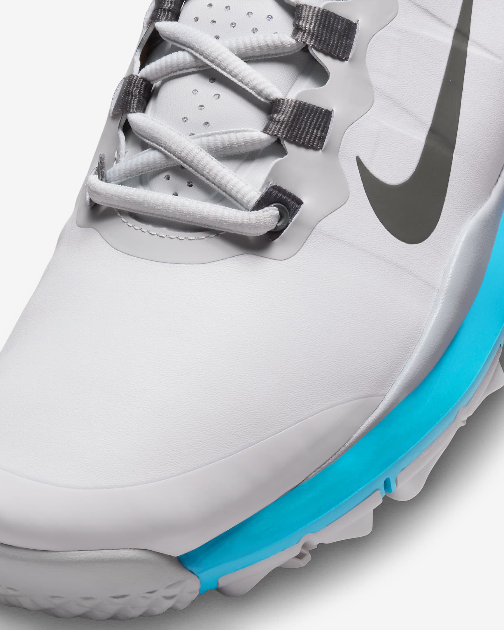 Tiger Woods '13 Men's Golf Shoes (Wide). Nike PH