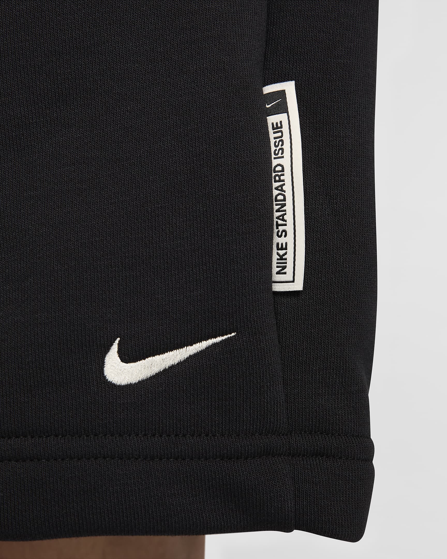 Nike Standard Issue Men's 20.5cm (approx.) Dri-FIT Fleece Basketball ...