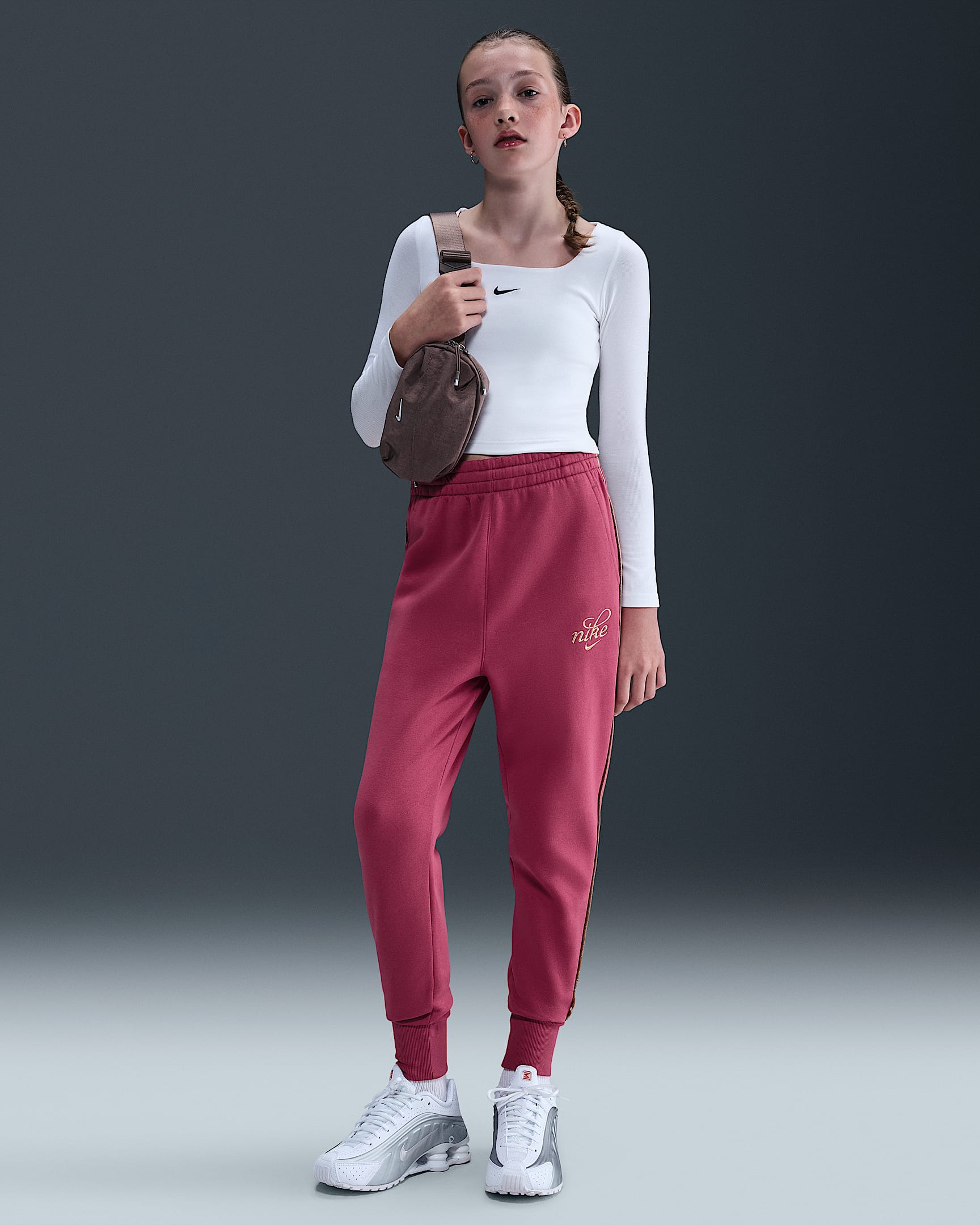 Nike Sportswear Club Fleece Big Kids' (Girls') Oversized Joggers - Sweet Beet/Metallic Gold