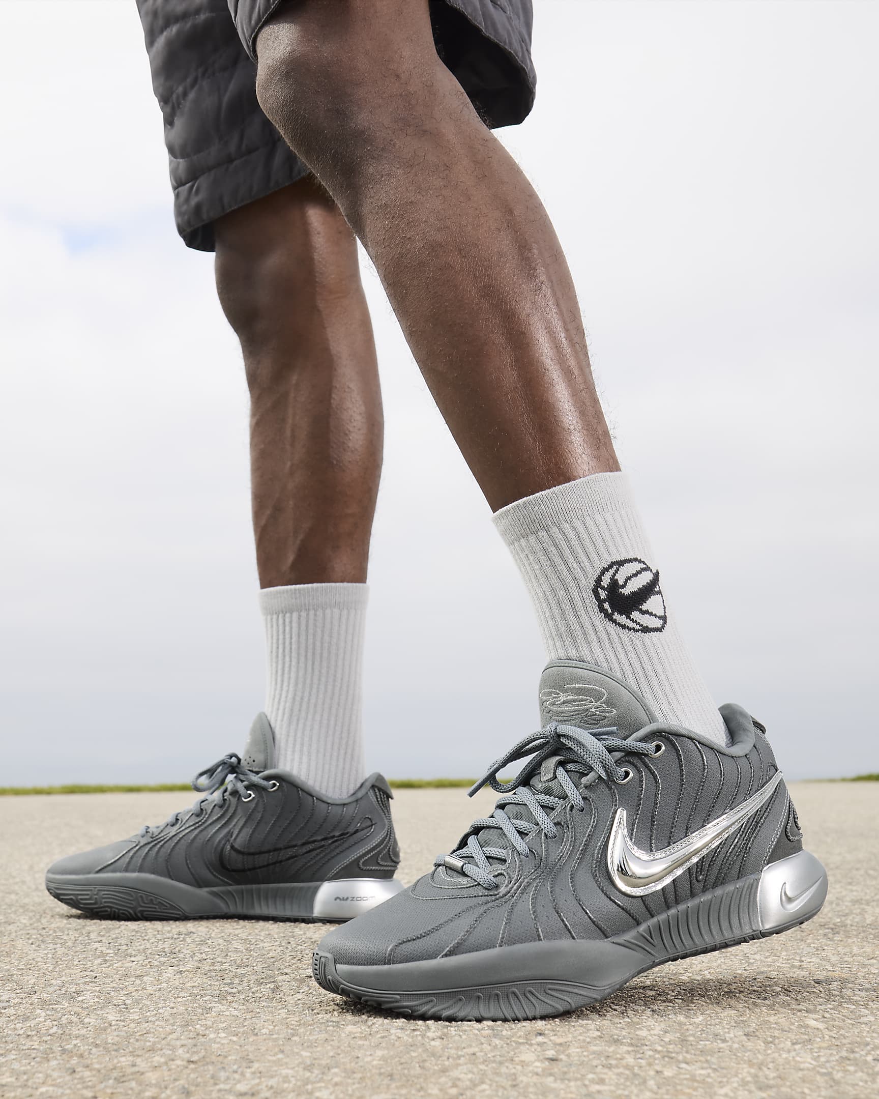 LeBron XXI EP Basketball Shoes - Cool Grey/Iron Grey/Wolf Grey/Metallic Silver