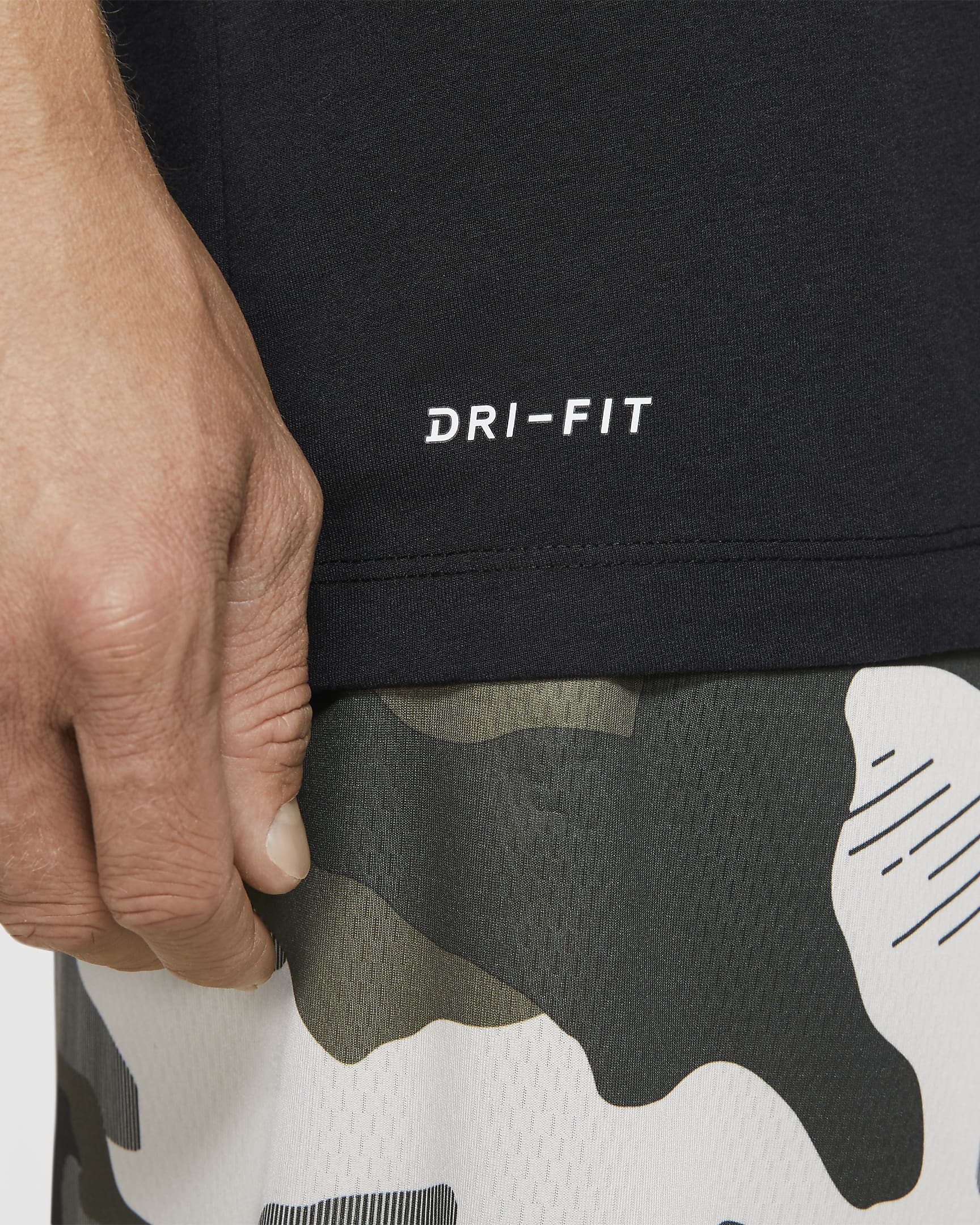 Nike Dri-FIT Men's Training T-Shirt - Black