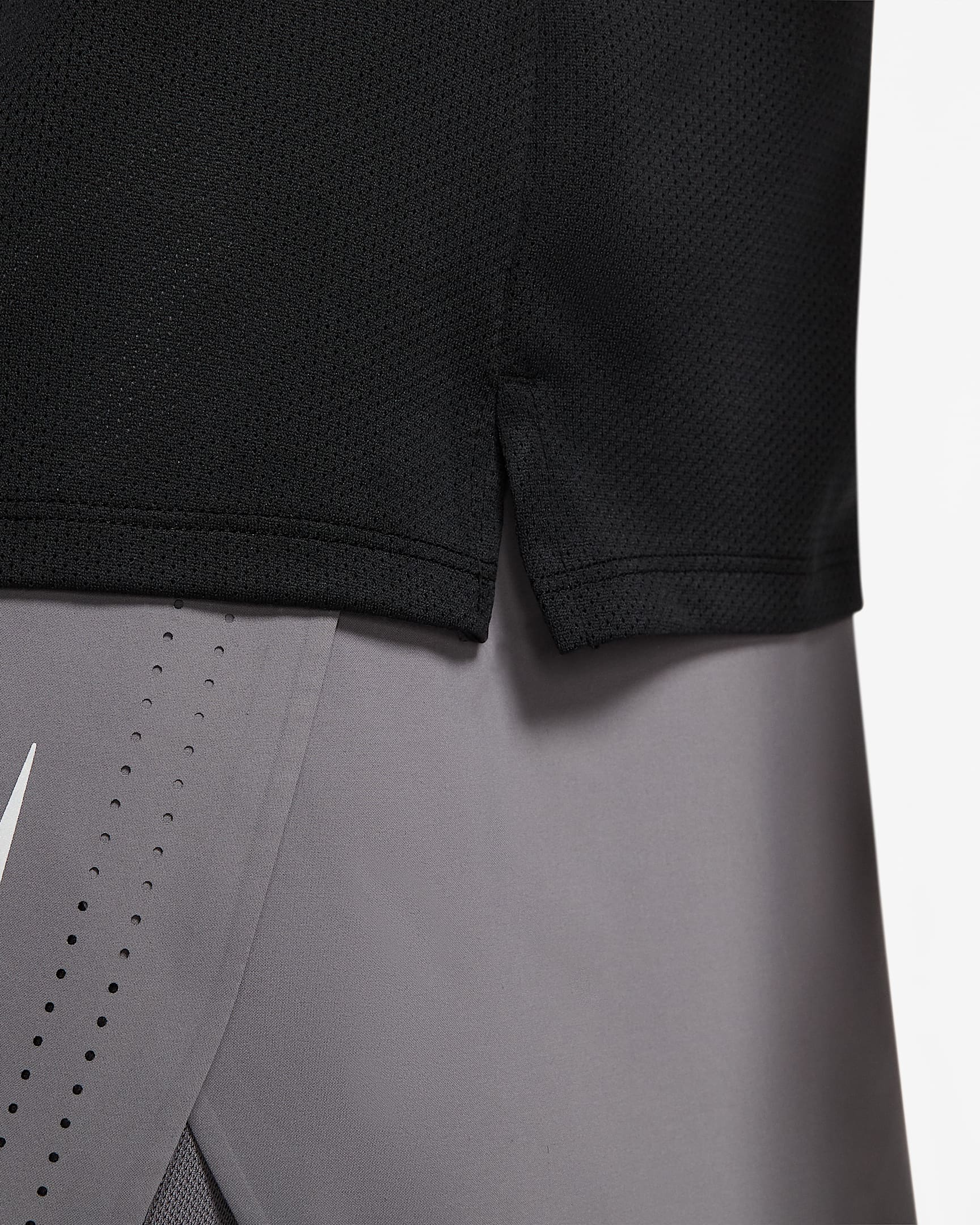 nike breathe rise 365 top