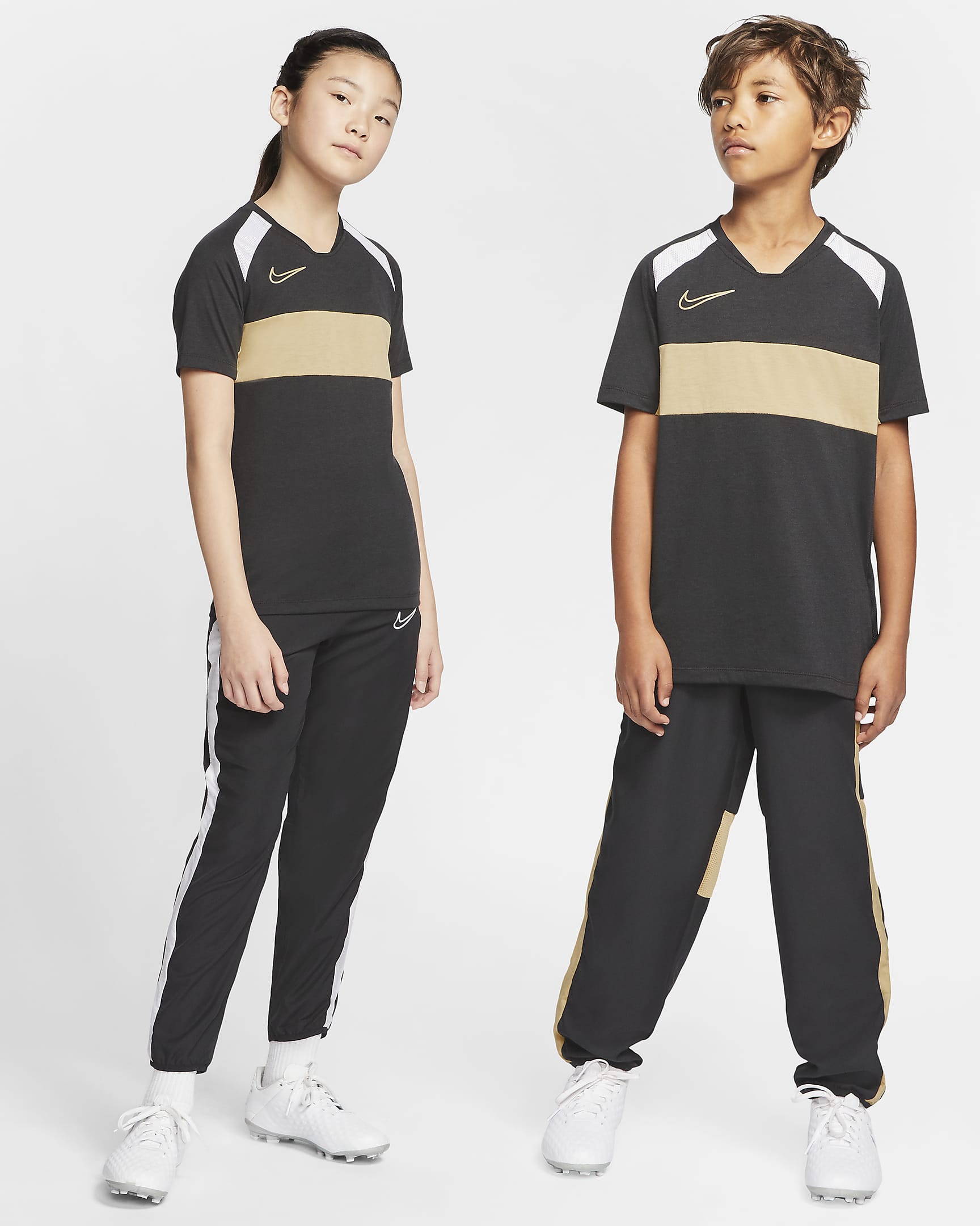 Nike Dri-FIT Academy Big Kids' Short-Sleeve Soccer Top. Nike JP