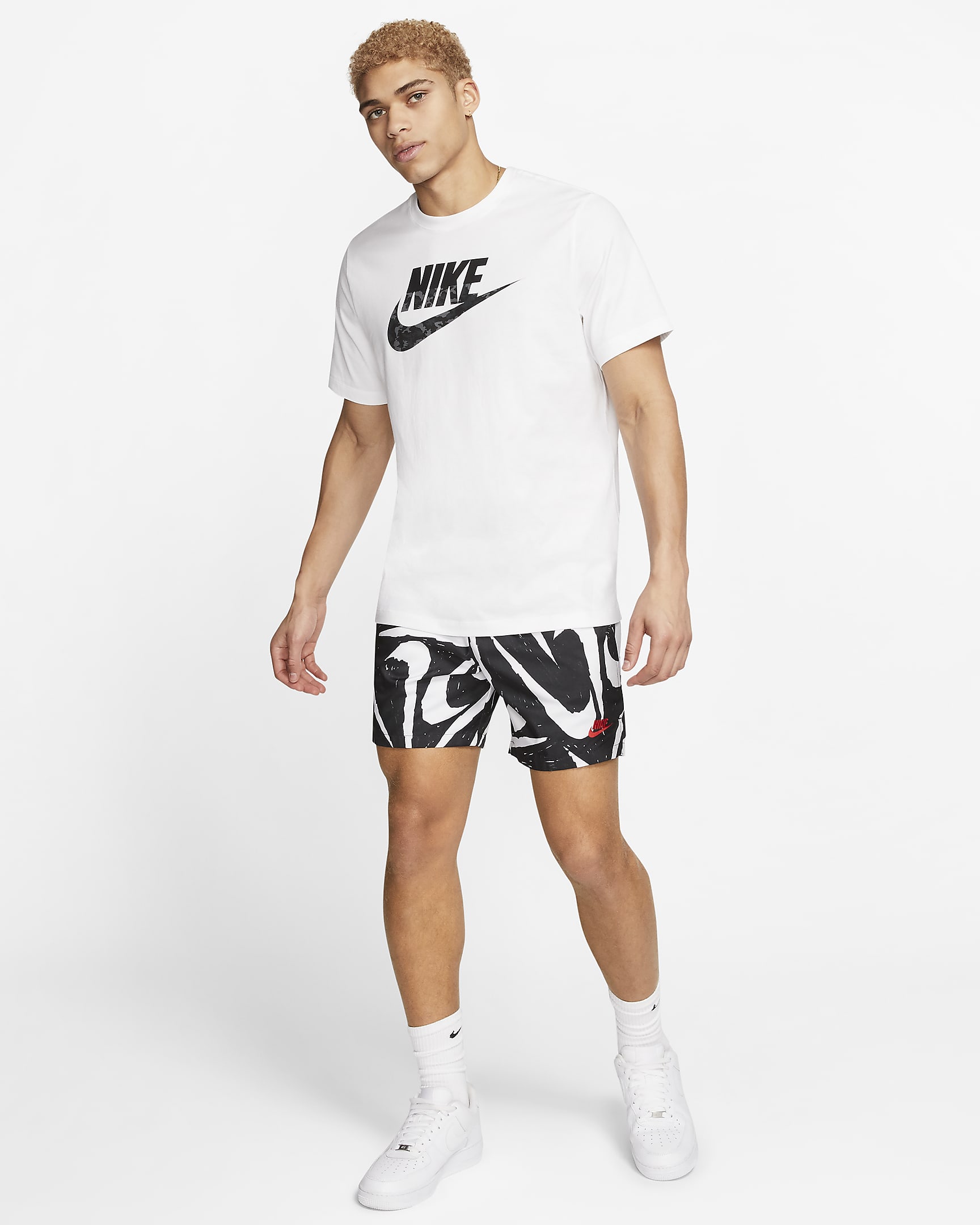 Pánské maskáčové tričko Nike Sportswear - Bílá/Černá