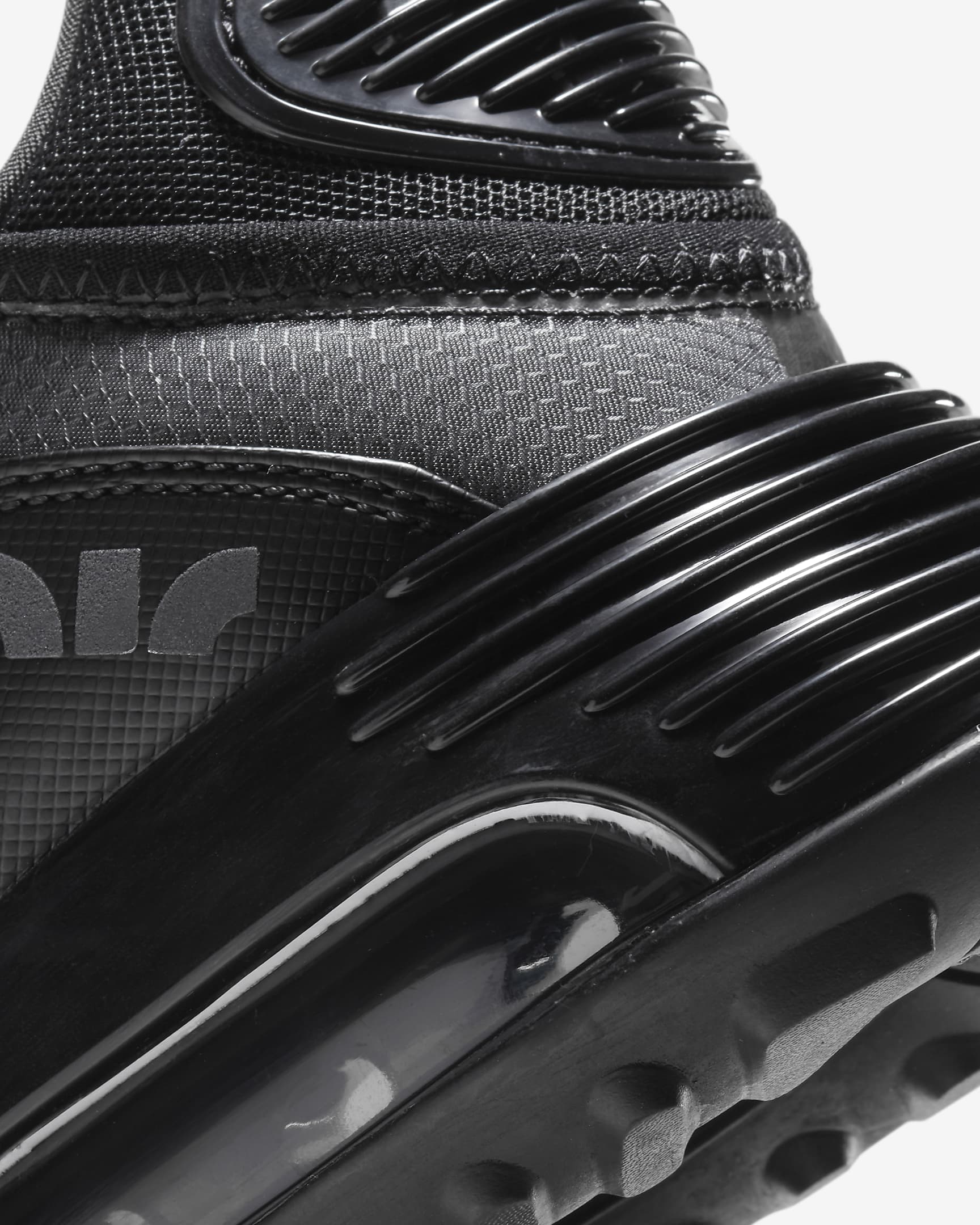 Nike Air Max 2090 Men's Shoe. Nike SK