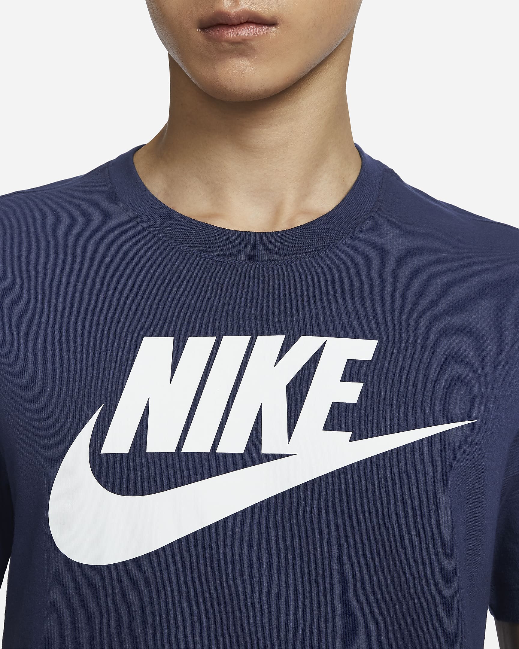 Nike Sportswear Men's T-Shirt. Nike IN