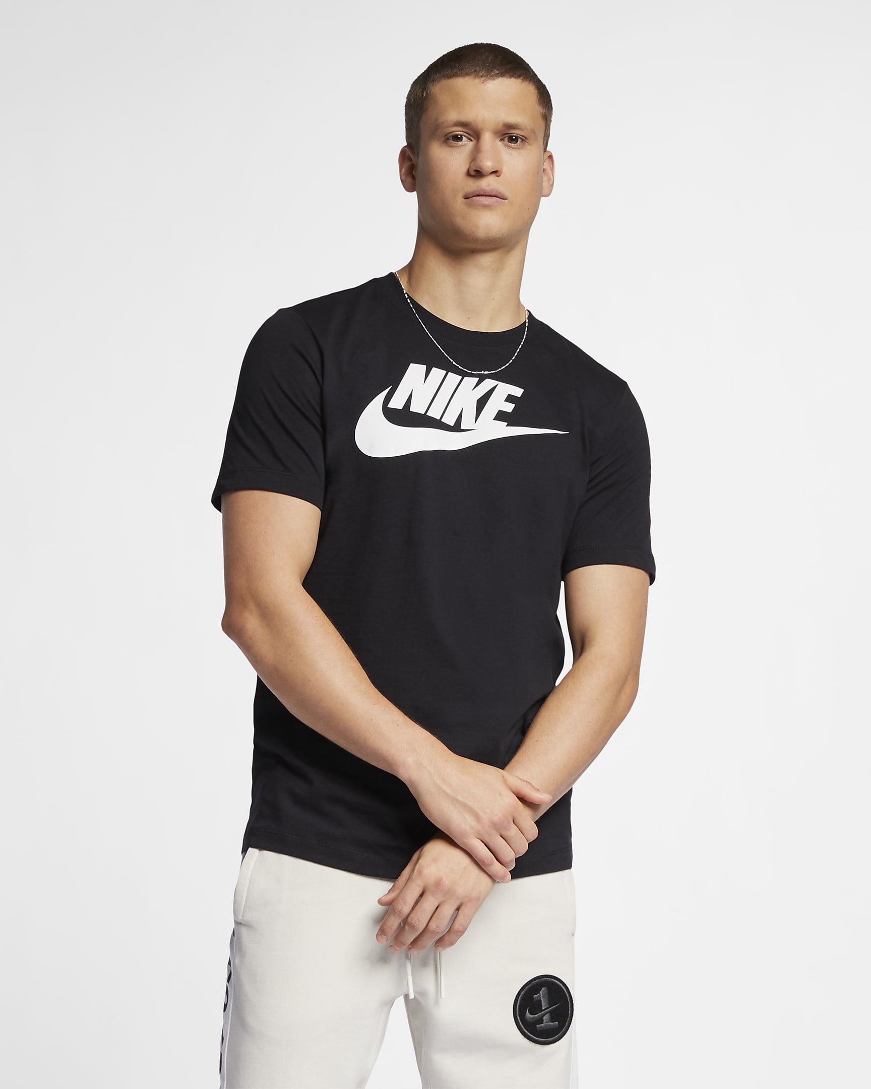 Nike Sportswear Herren-T-Shirt - Schwarz/Weiß