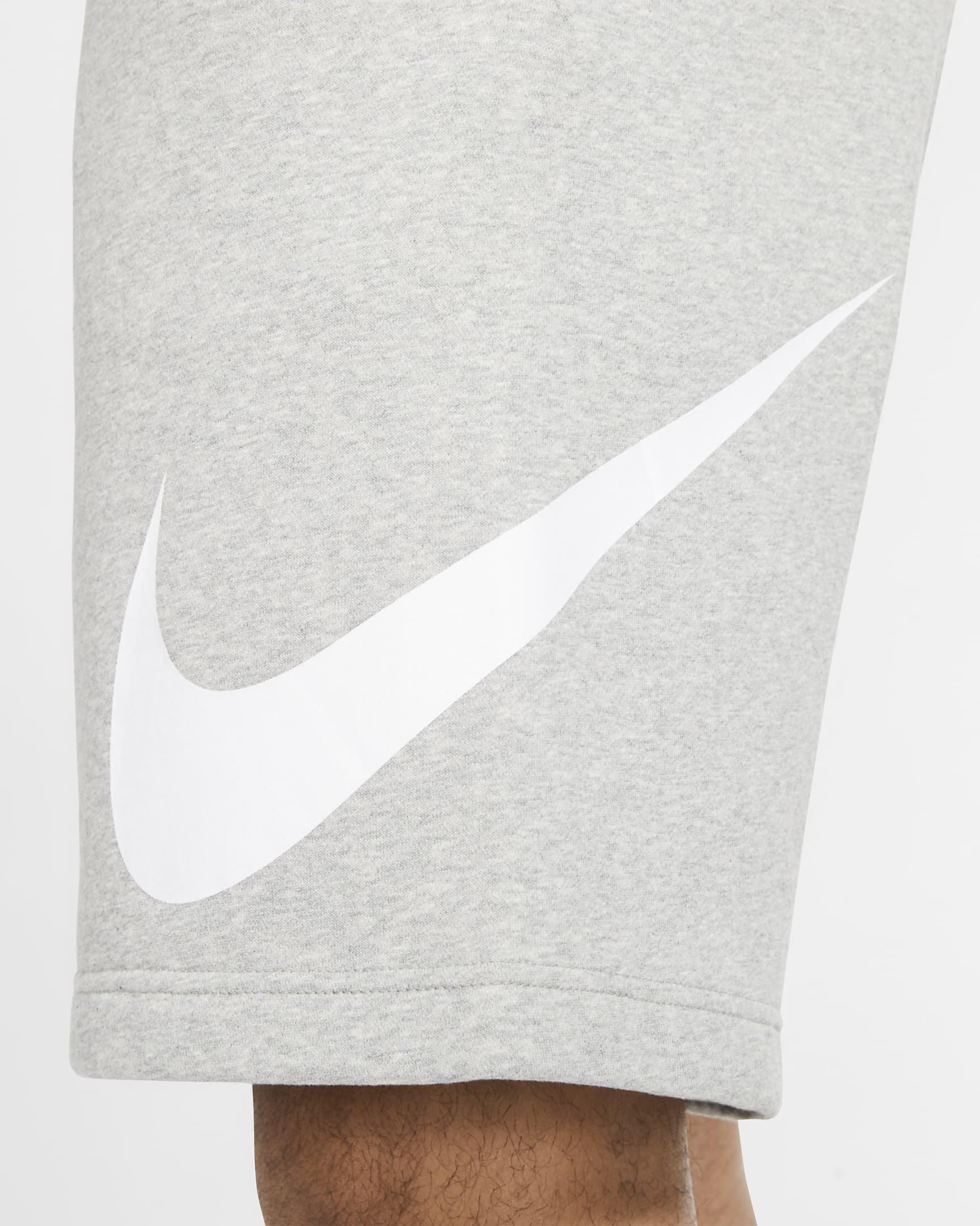 Calções com grafismo Nike Sportswear Club para homem - Cinzento Heather escuro/Branco/Branco