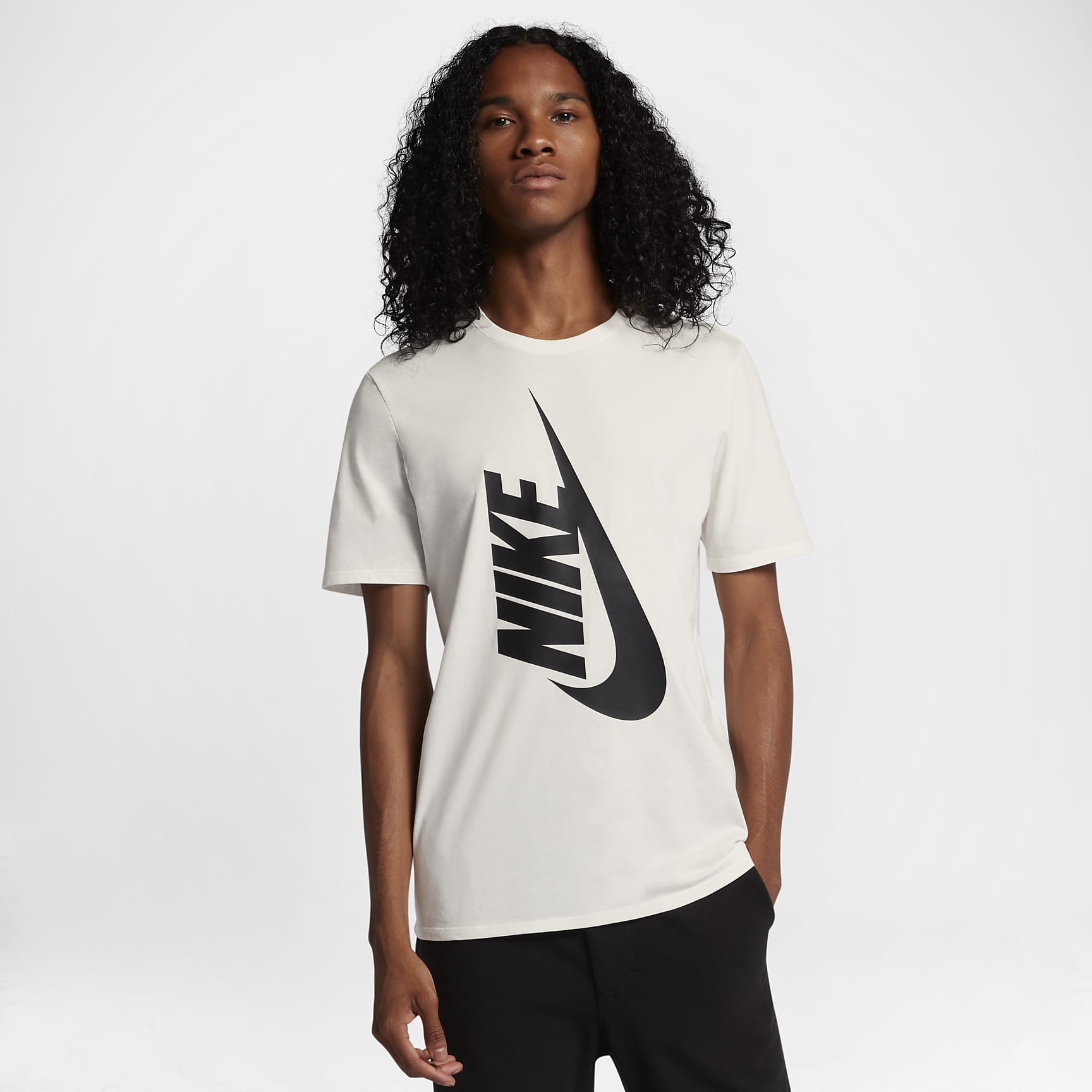 NikeLab Essentials Men's T-Shirt. Nike VN