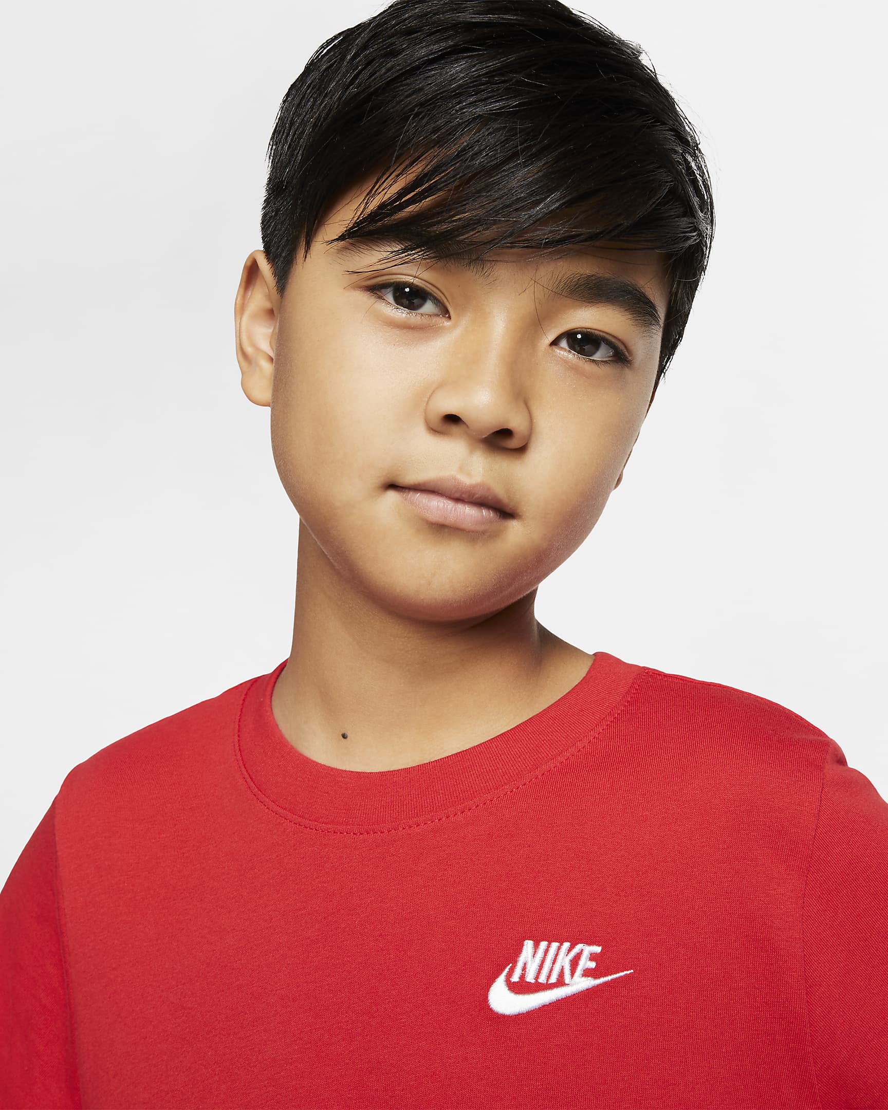Nike Sportswear Older Kids' T-Shirt - University Red/White