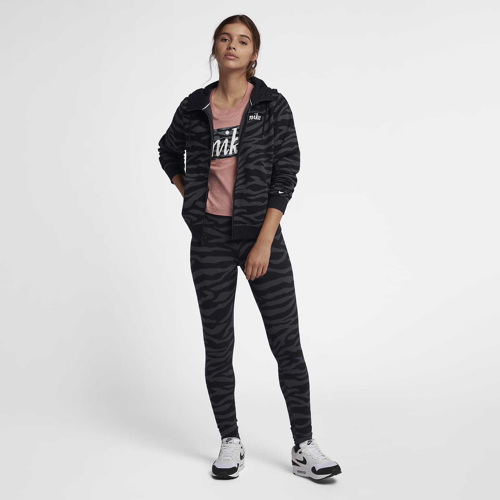 Nike Sportswear Damen-Hoodie mit Tierprint und durchgehendem Reißverschluss - Schwarz/Weiß