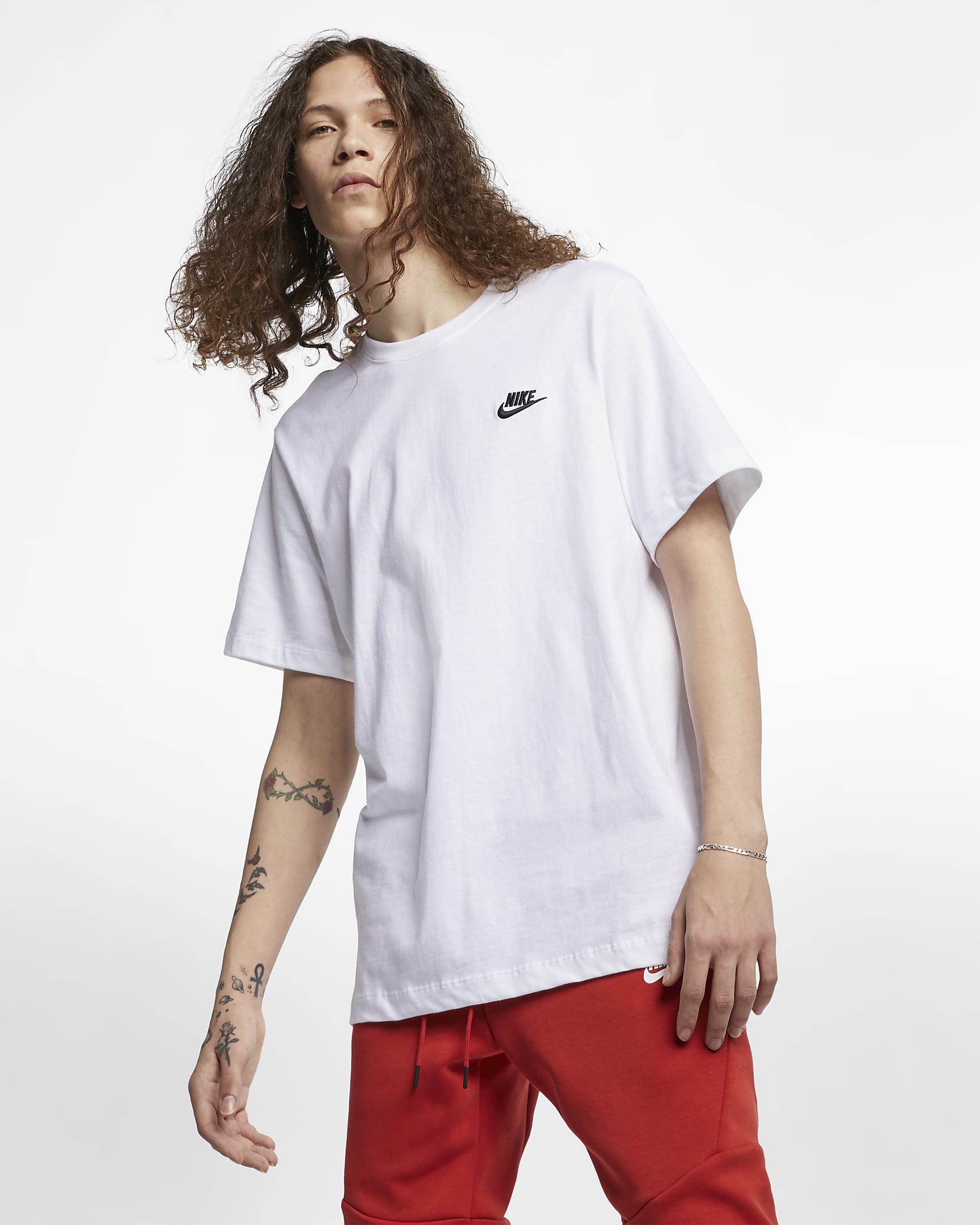 Nike Sportswear Club T-shirt voor heren - Wit/Zwart