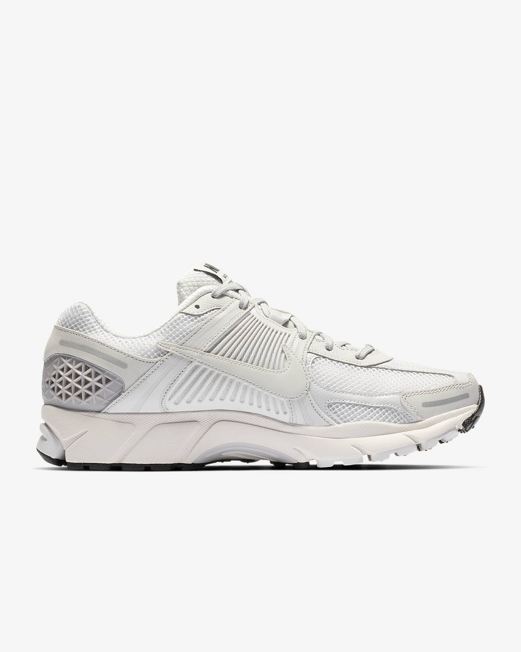 Nike Zoom Vomero 5 Men's Shoes - Vast Grey/Black/Sail/Vast Grey