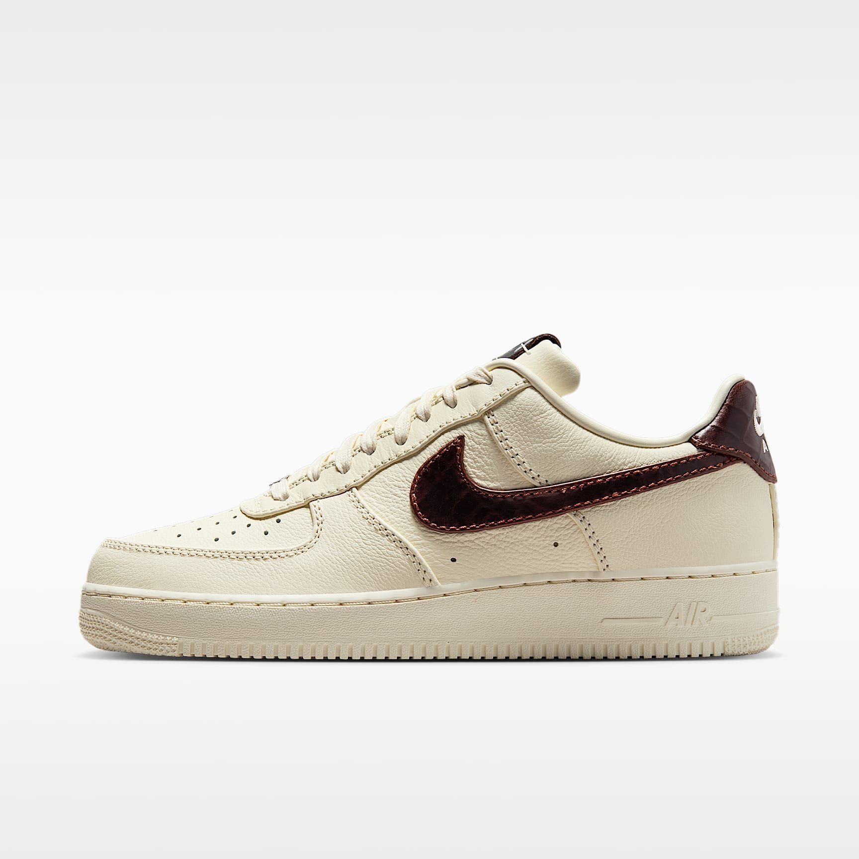 Nike Air Force 1 '07, Brun