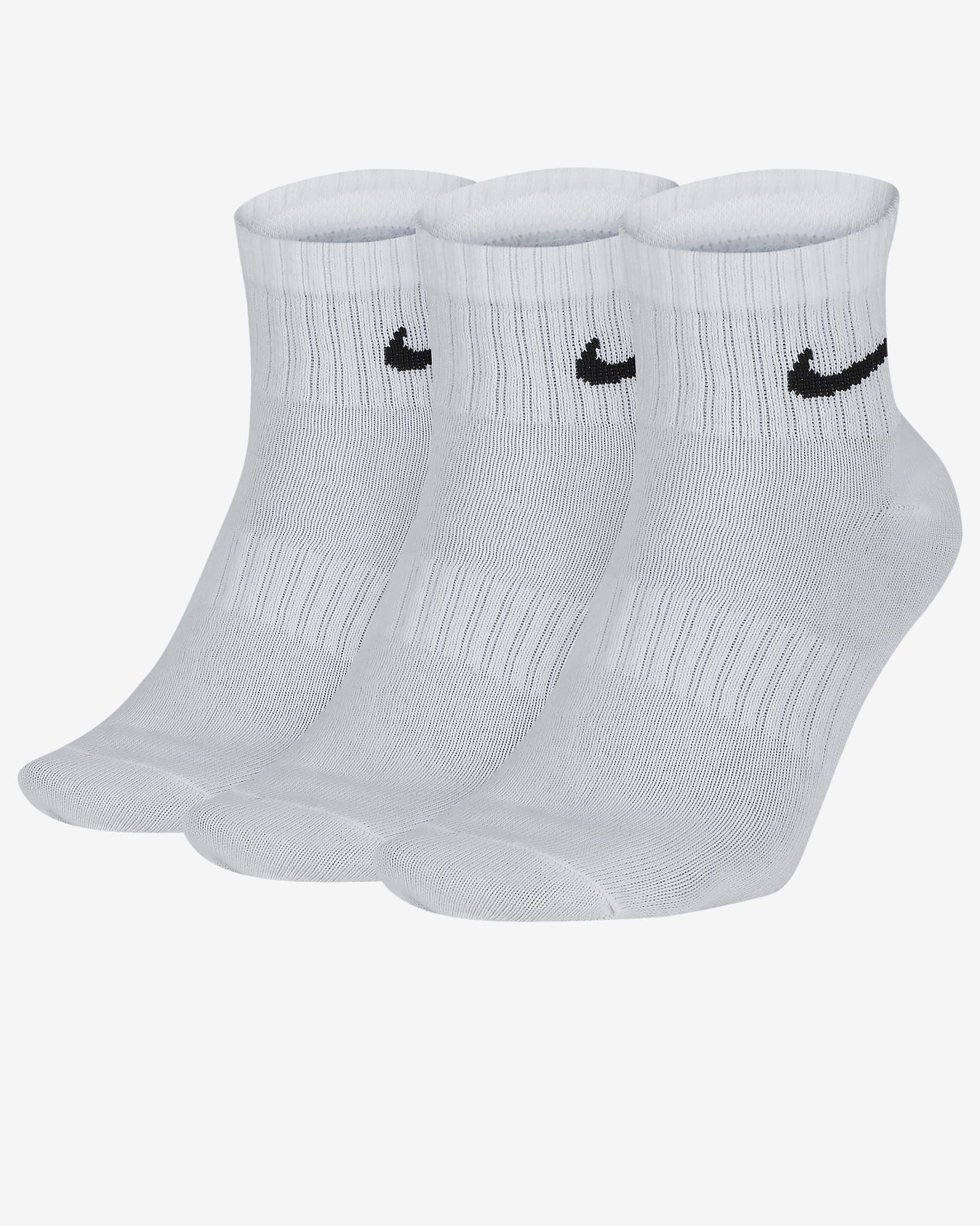 Nike Everyday Lightweight Training Ankle Socks (3 Pairs). Nike UK