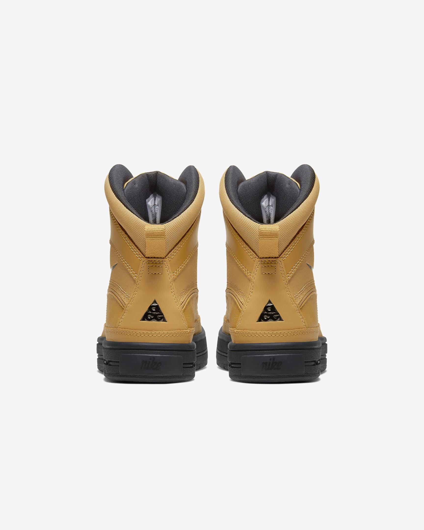 Nike Woodside 2 High ACG Big Kids' Boots.