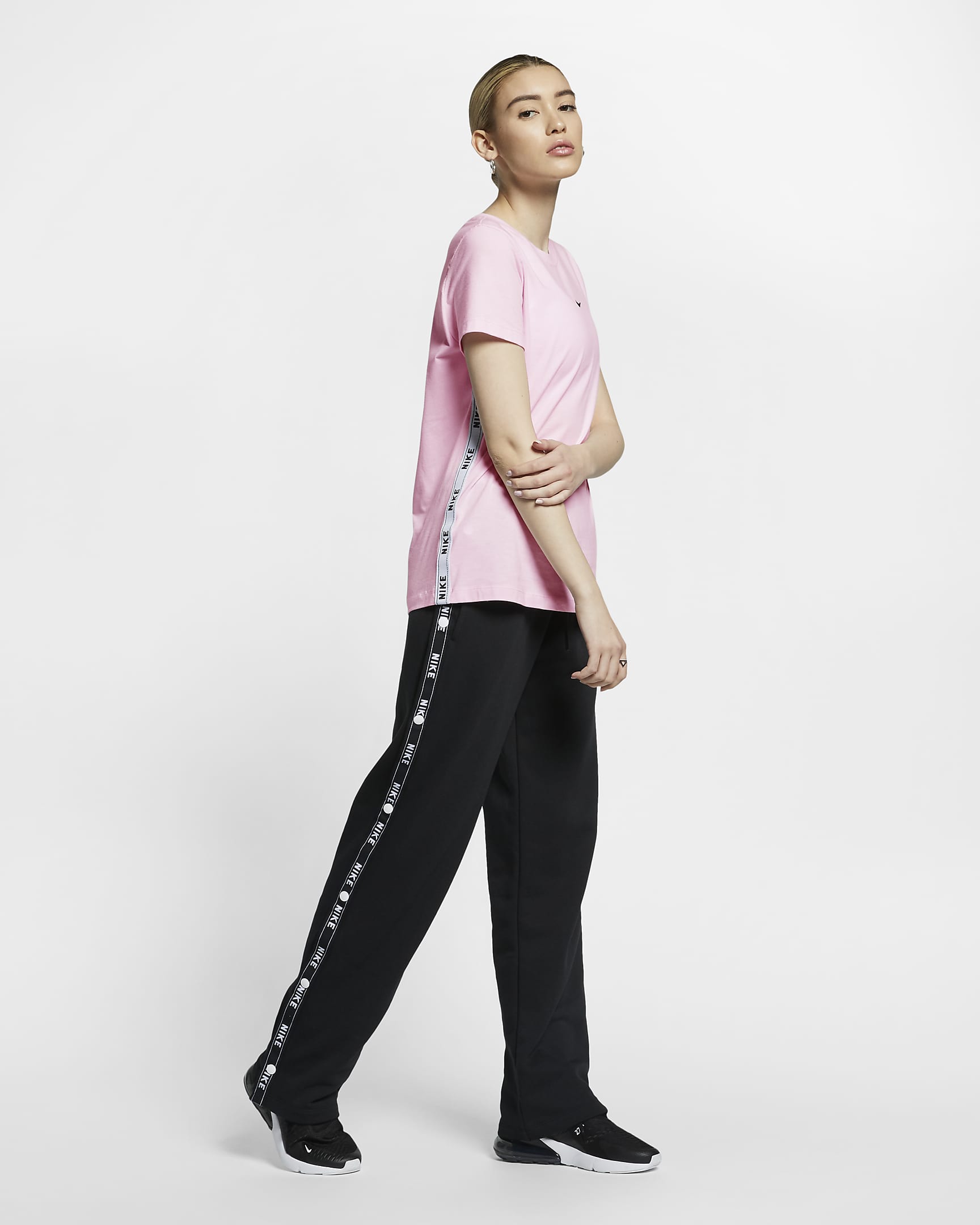 womens nike logo shirt