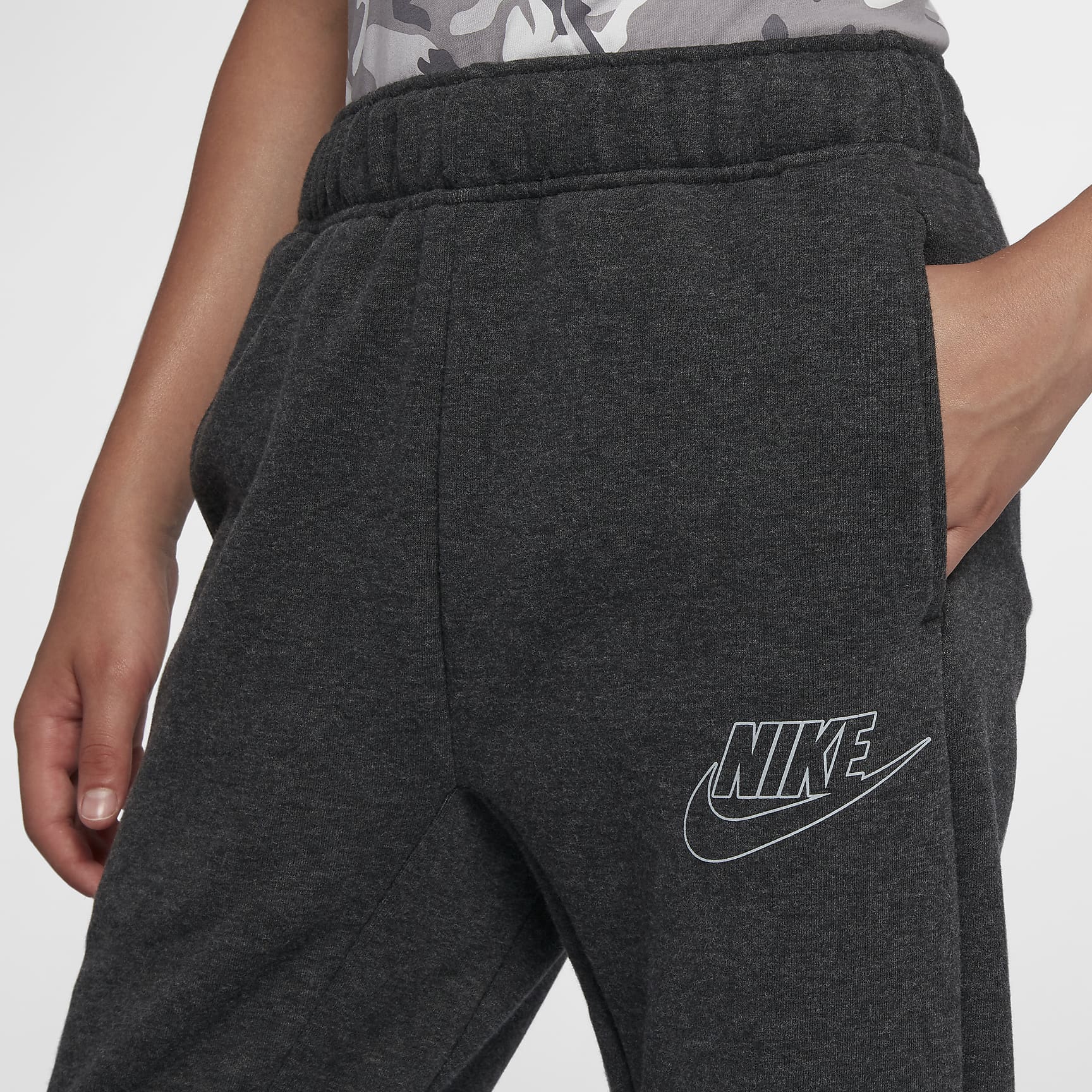 Nike Sportswear My Nike Older Kids' (Boys') Trousers. Nike CH