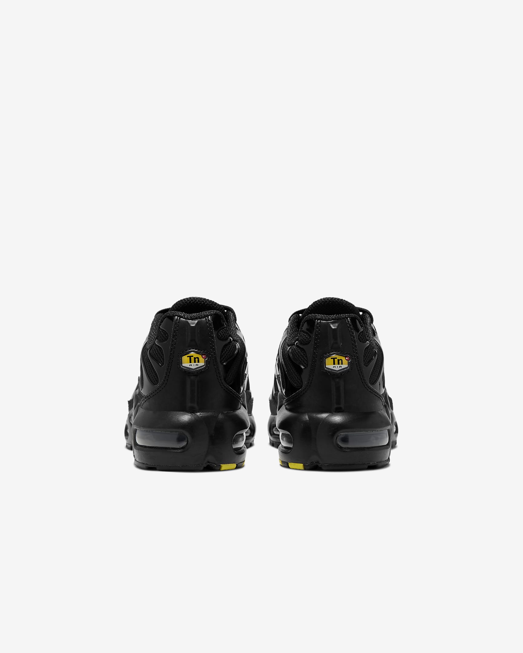 Nike Air Max Plus Older Kids' Shoes. Nike CZ