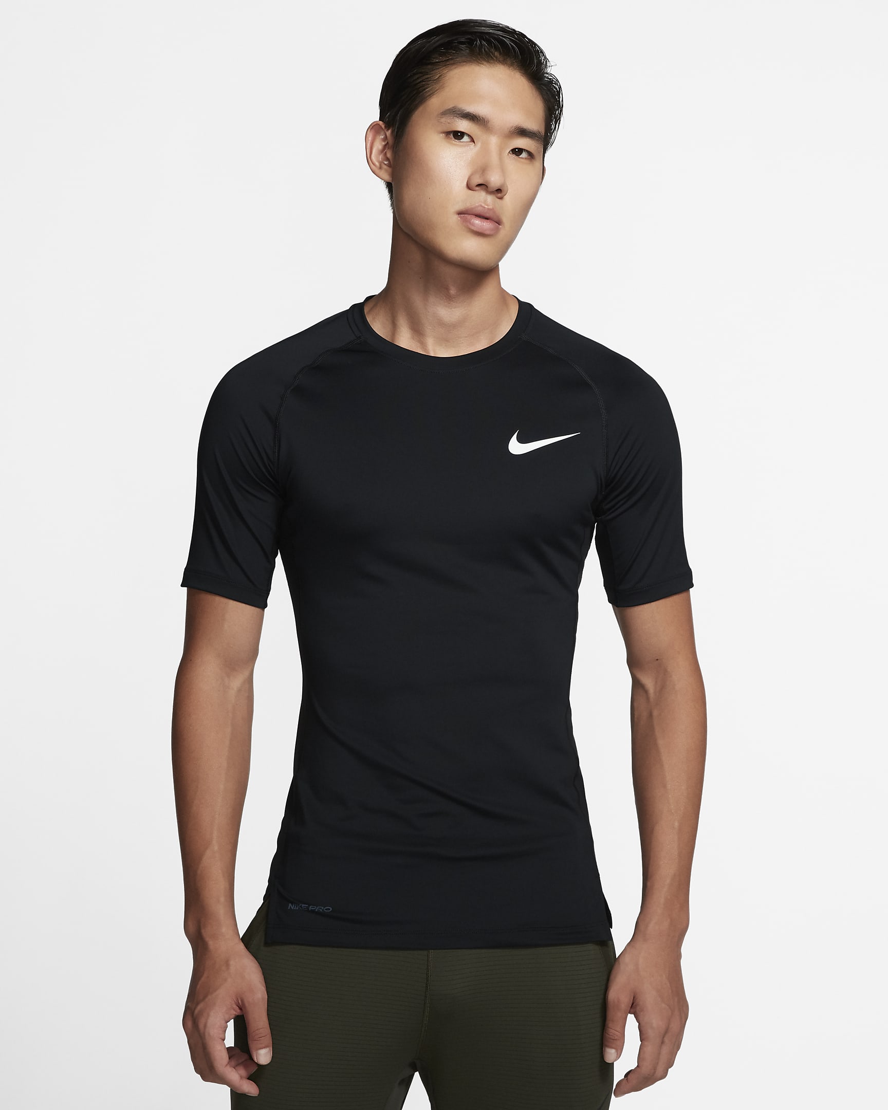 Nike Pro 男款緊身短袖上衣 - 黑色/白色