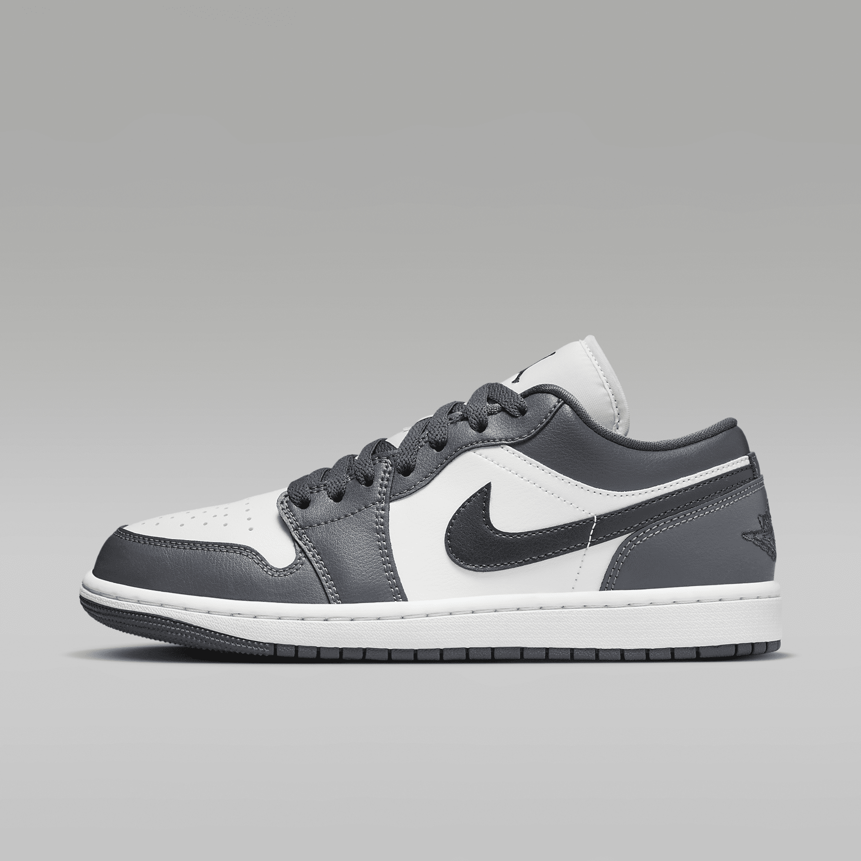 【直販限定商品】エア ジョーダン 1 LOW