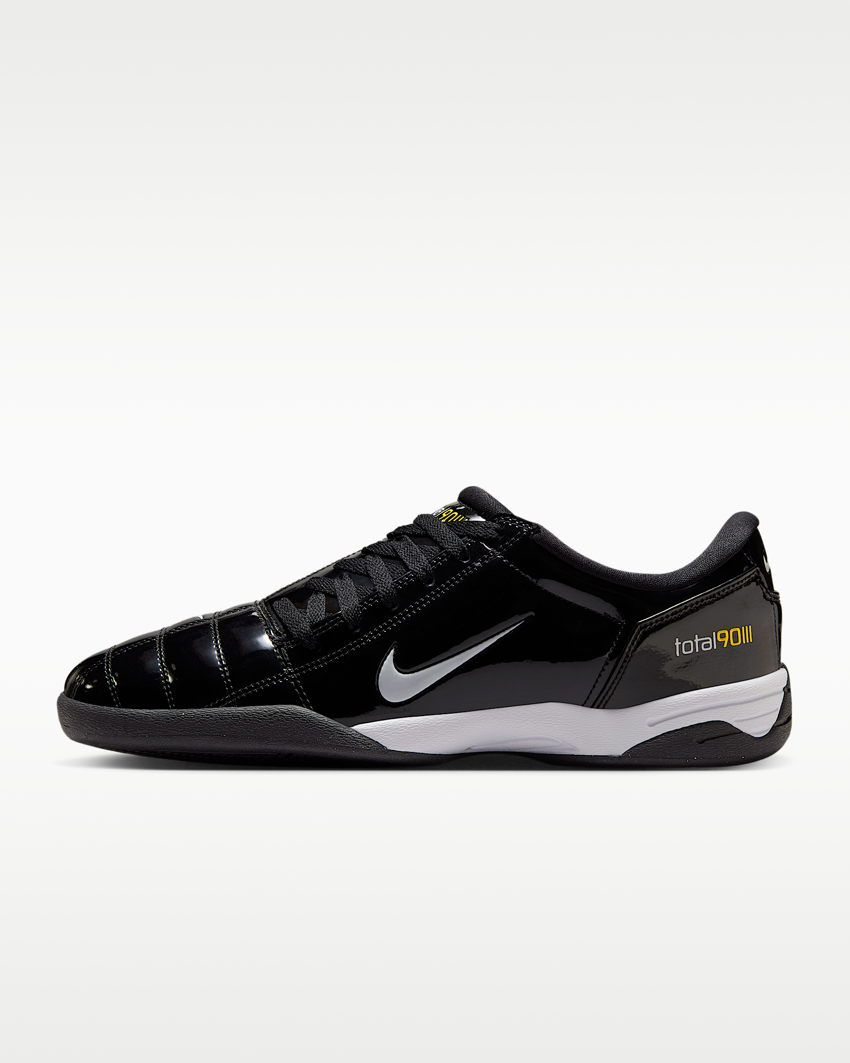 Nike Total 90