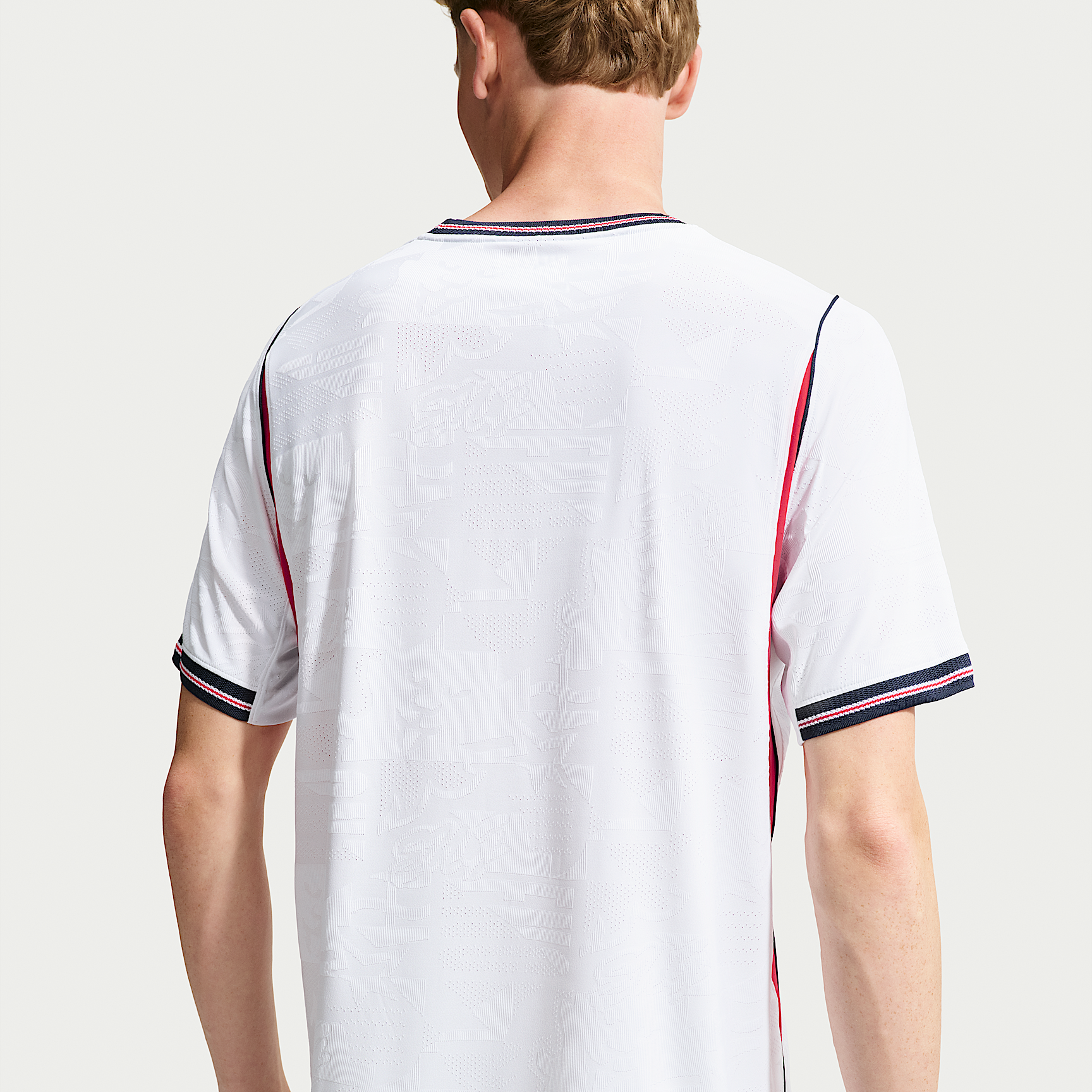 Nike England National Team 2026 Match Home Men's Nike Aero-FIT Football Shirt - thumbnail 2 of 5