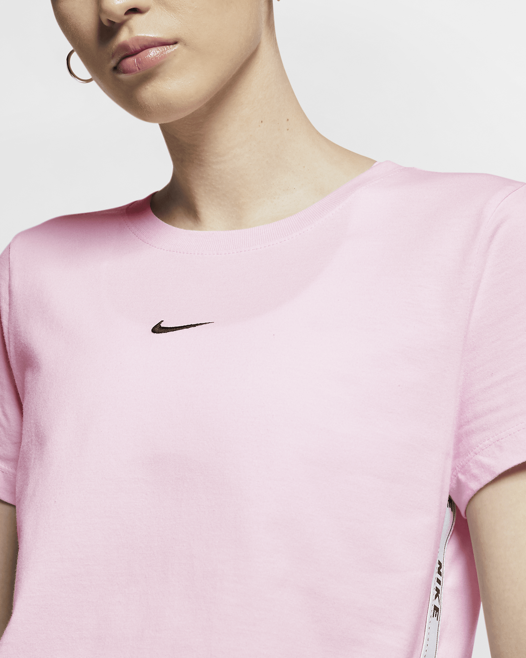 womens nike logo shirt