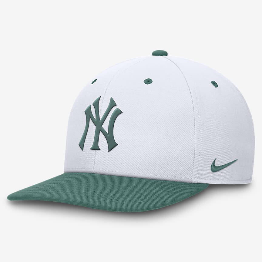 New York Yankees Evergreen Club Men's Nike Dri-FIT MLB Adjustable 