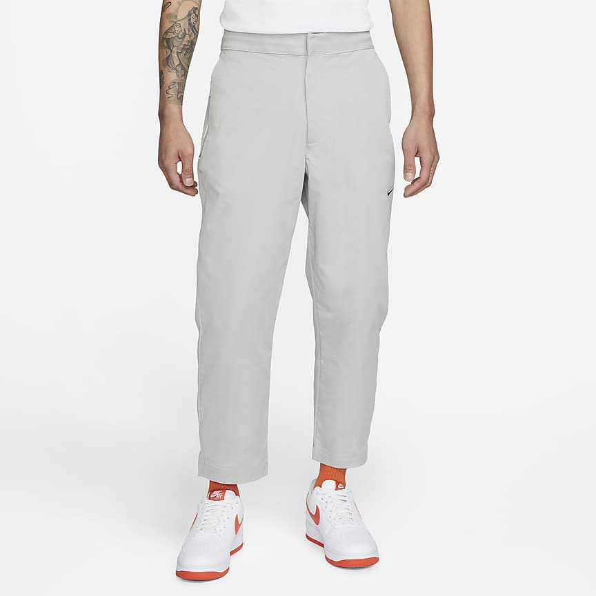 Unlined Cropped Trousers. Nike LU