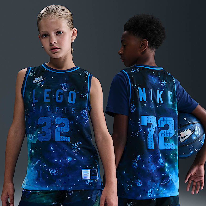 Collection Nike x LEGO®