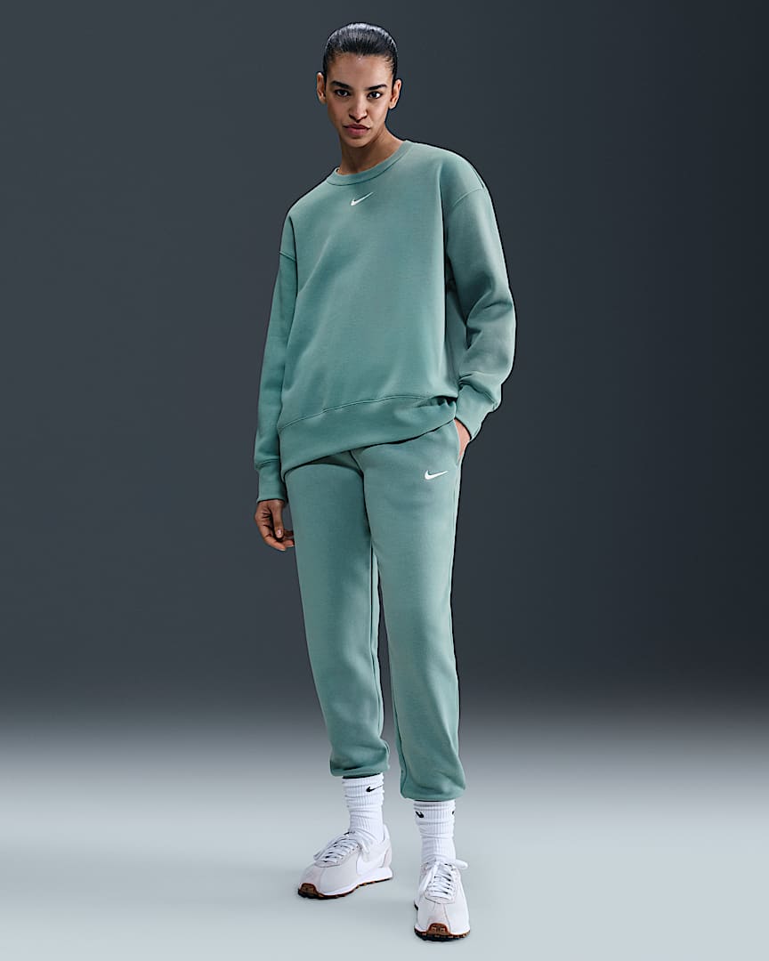 Nike Sportswear Club Fleece Women's Mid-Rise Wide-Leg Sweatpants