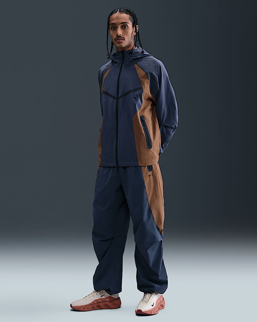 Nike Tech Men's Dri-FIT Woven Color-Block Oversized Pants