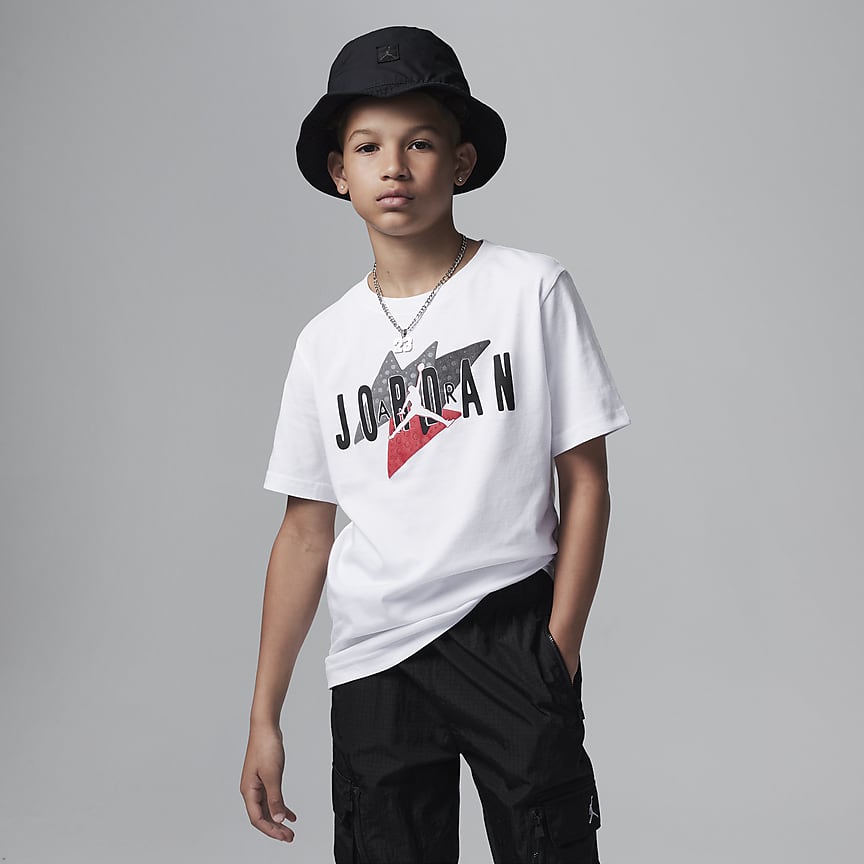 Jordan Burst Graphic Tee Big Kids T-Shirt. Nike.com