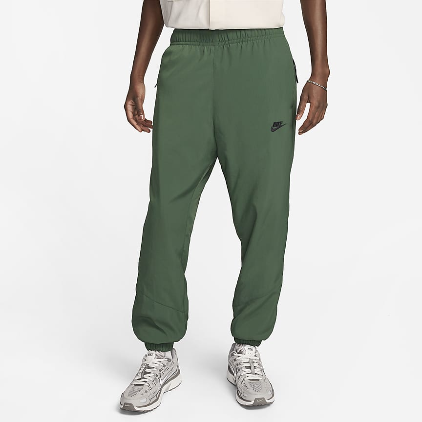 Nike Sportswear Repeat Men's Woven Trousers. Nike IL