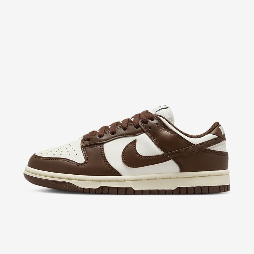 Nike Women's Air Force 1 Low SE Patent Casual Shoes in Brown/White/White Size 8.5 | Leather