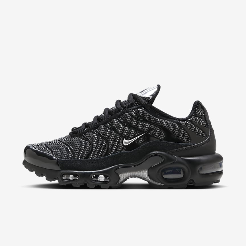 Tan and black 2025 nike air max plus