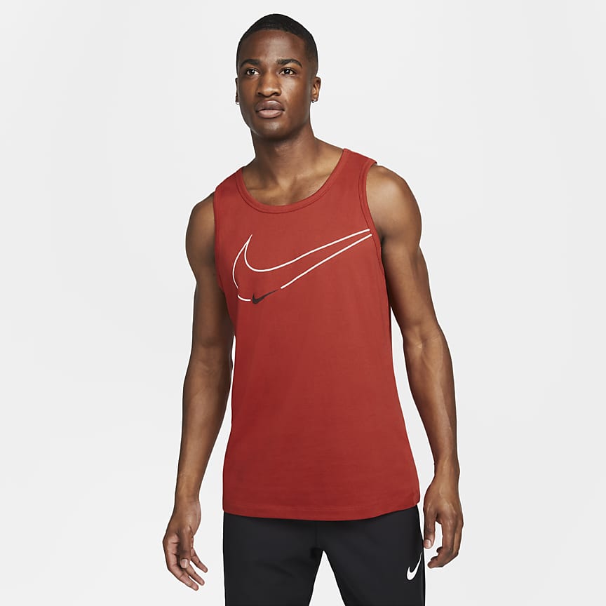 Camo Graphic Training T-Shirt. Nike LU