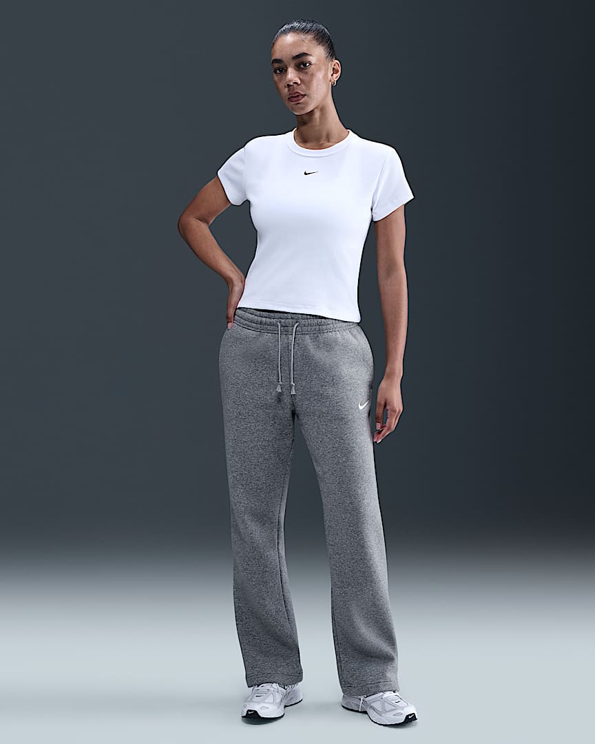 Nike Sportswear Club Fleece Women's Mid-Rise Wide-Leg Graphic Pants