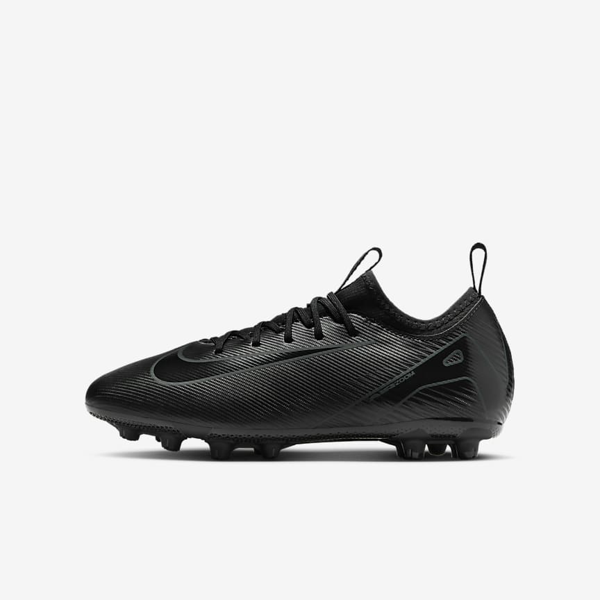 NIKE ファントム6 ミスを成功に変える」──ナイキ ファントム 6（NIKE PHANTOM 6