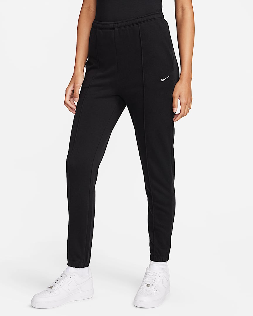 Nike Sportswear Essential Women's T-Shirt
