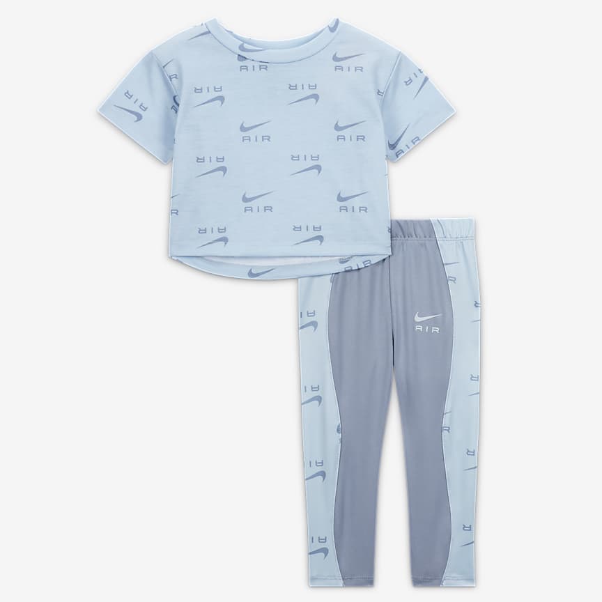 Nike Boxy Tee and Bike Shorts Set Baby (12-24M) Set. Nike.com