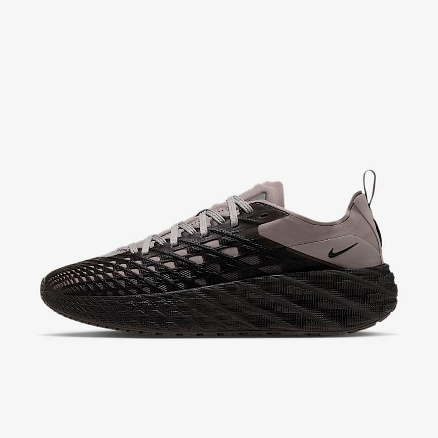 Nike Ava Edge