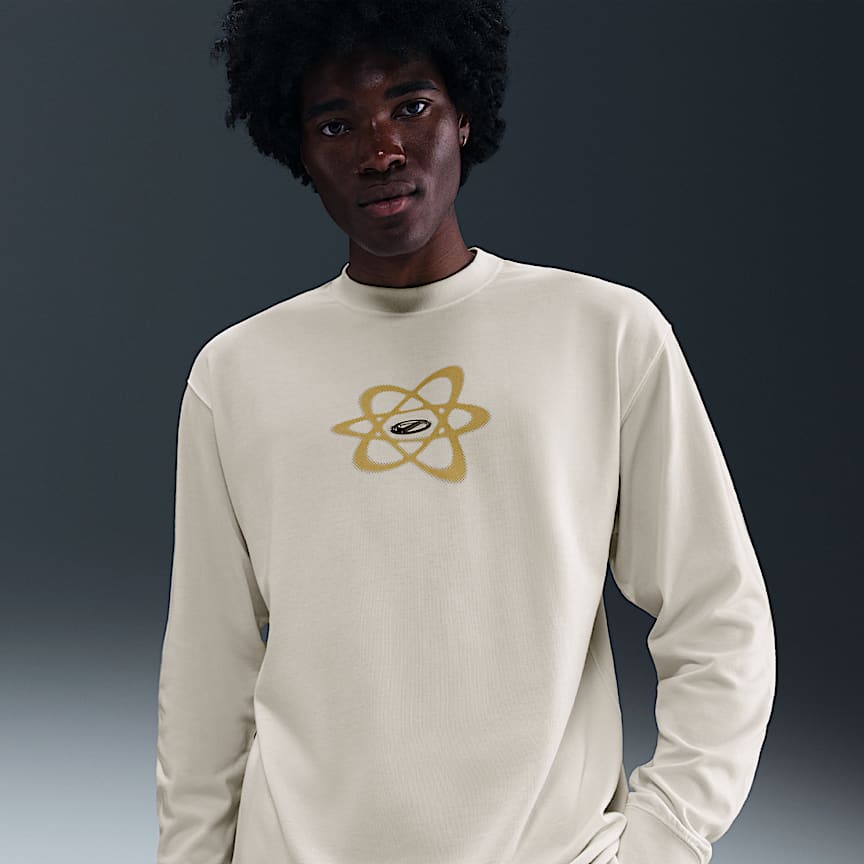 Nike Sportswear Women's Oversized Long-Sleeve Cropped Graphic T-Shirt