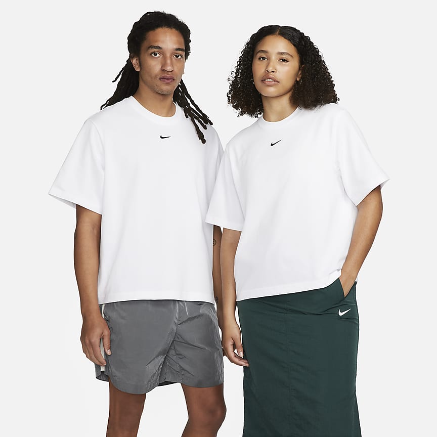 Nike Sportswear Women's Essentials Boxy T-shirt Black / White