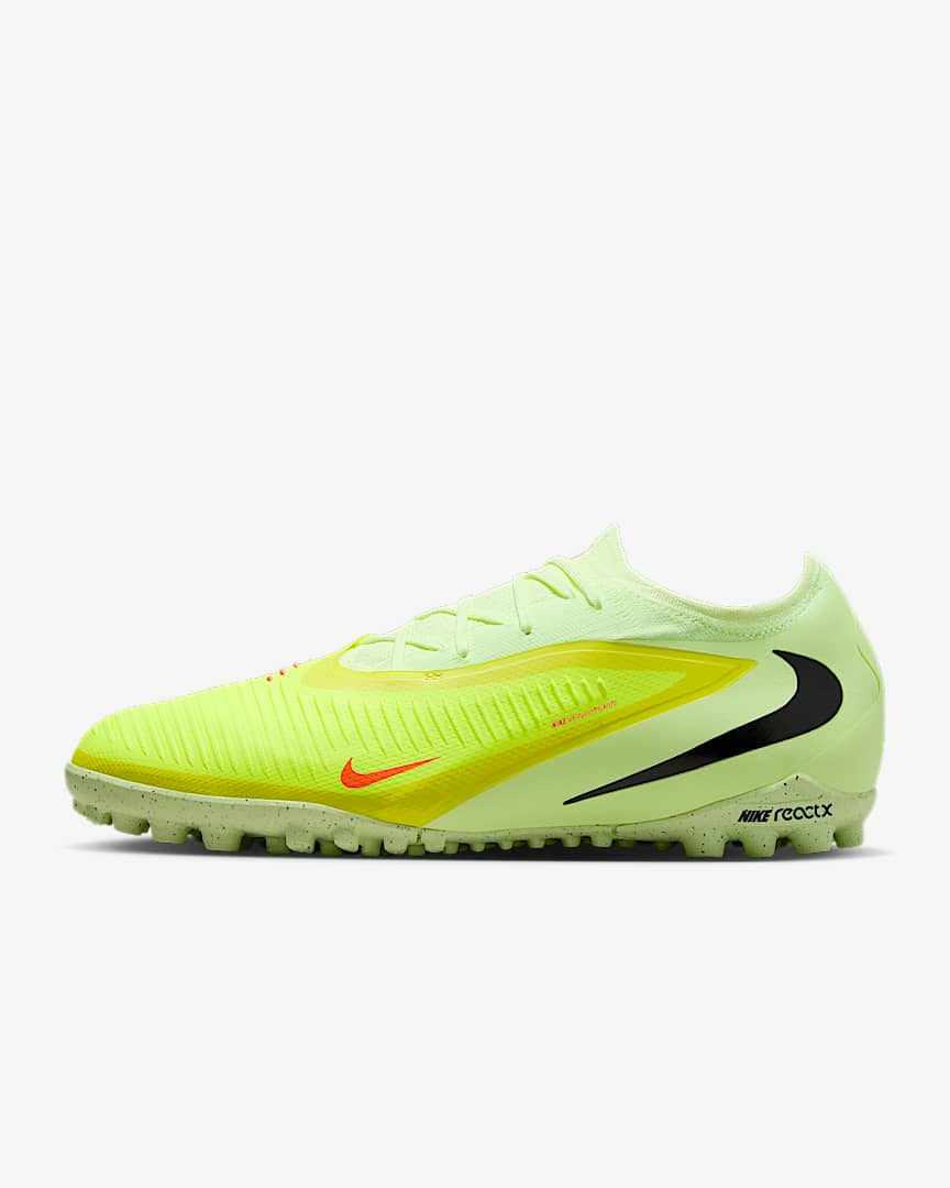 Nike Phantom 6 Low Pro Turf Football Shoe