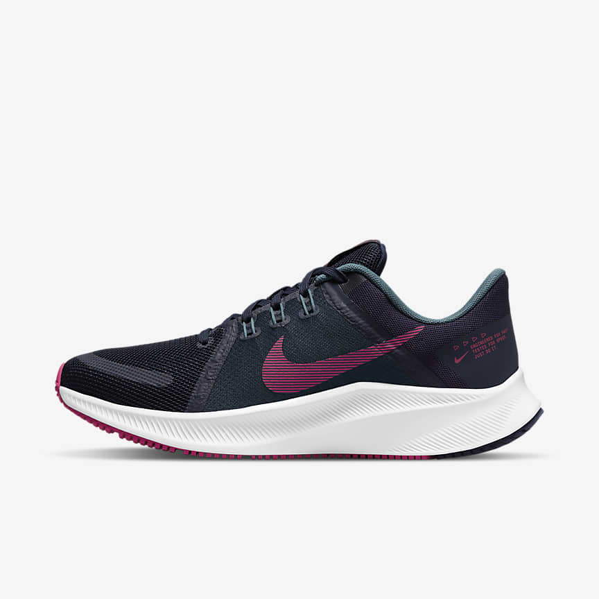 nike running shoes with pointed heel