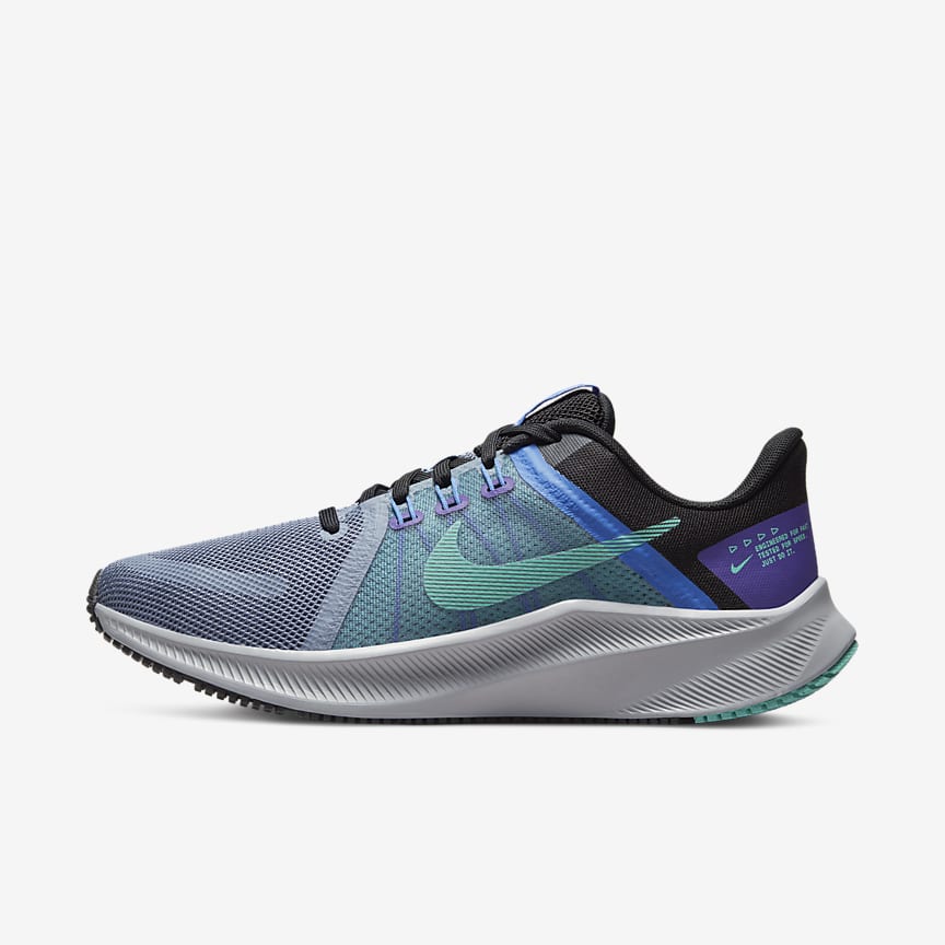 Road Running Shoes. Nike 