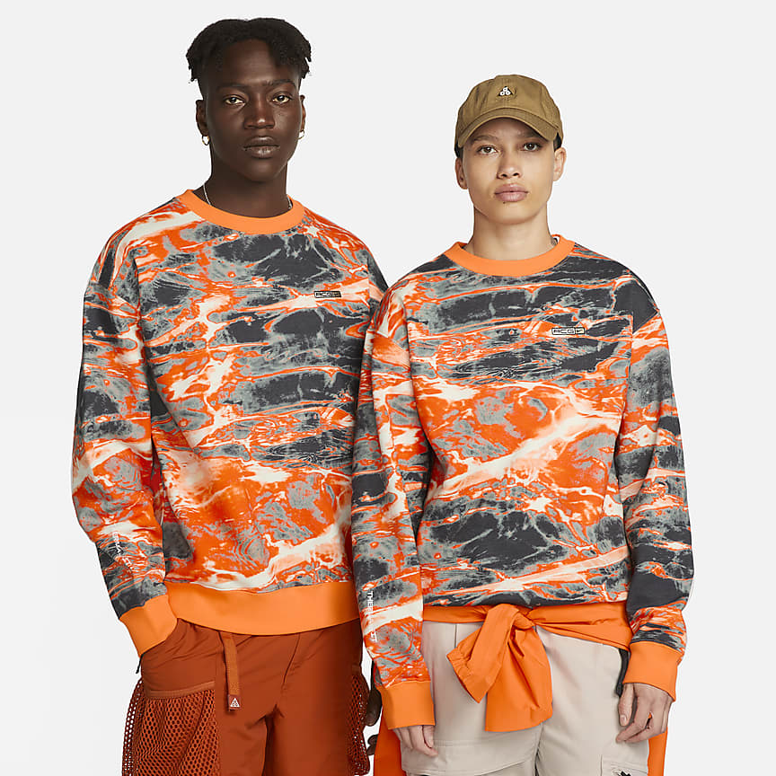 Nike ACG Therma-FIT Tuff Fleece Crew. Nike.com