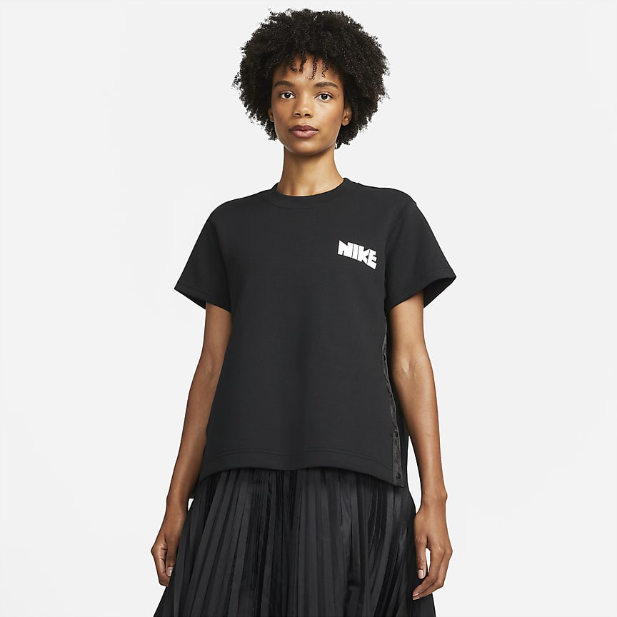 Nike x sacai Women's Skirt. Nike GB